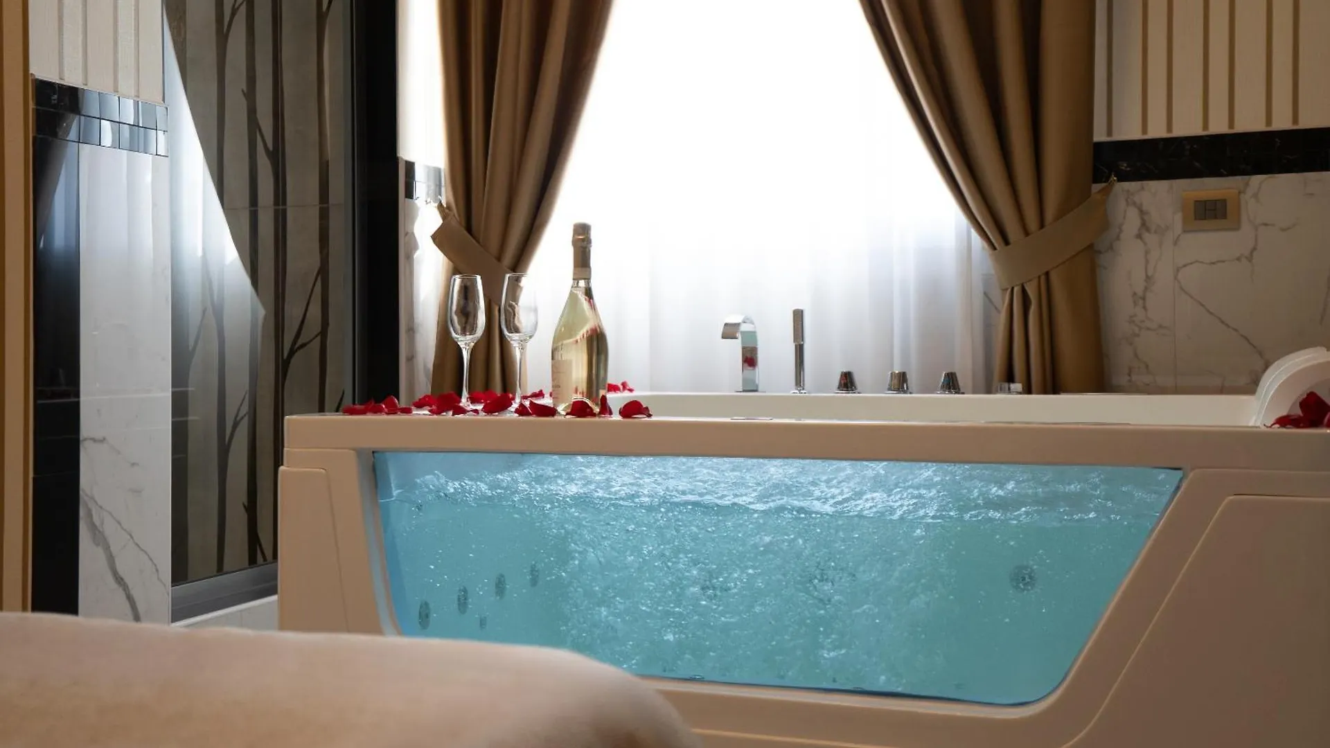 Hotel Sicilia إينّا