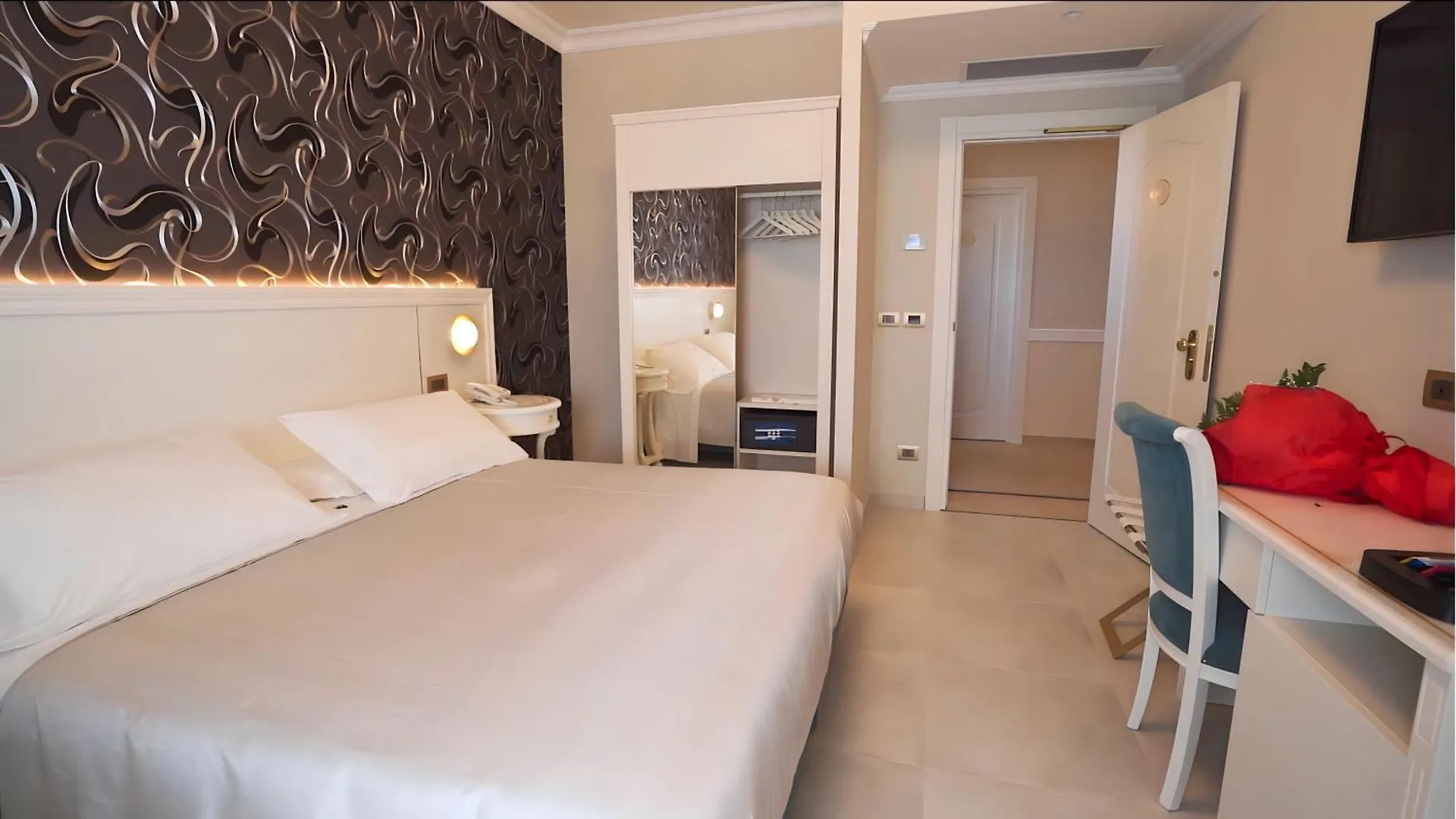Hotel Sicilia إينّا